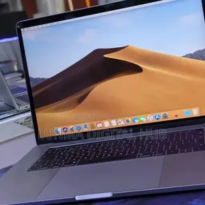 Laptop Apple MacBook 2017 8GB Intel Core i7 SSD 512GB