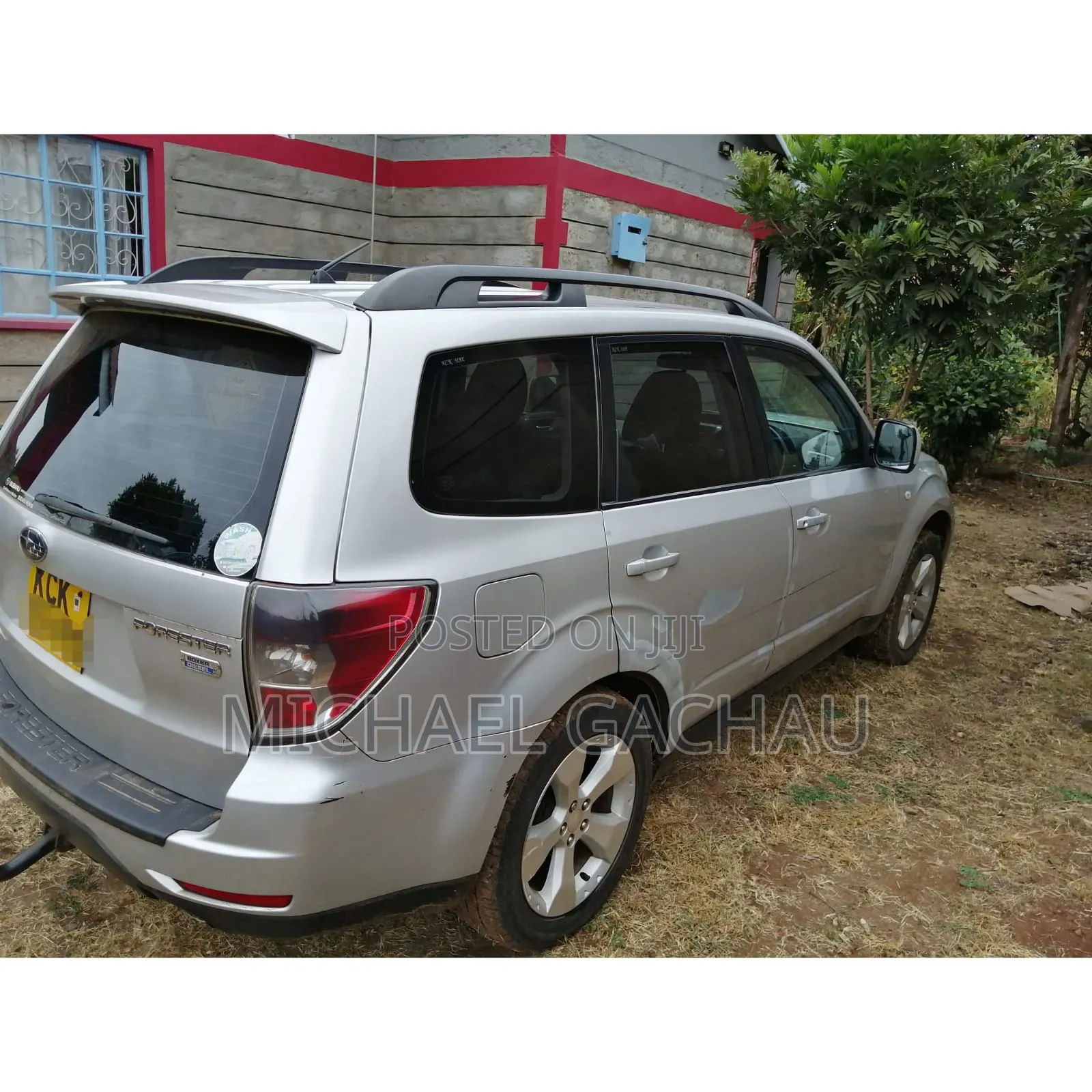 Subaru Forester 2010 Silver