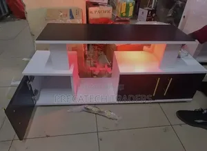 Istanbul 4ft TV Stand – Modern White Black Finish
