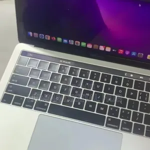 Laptop Apple MacBook 2019 8GB Intel Core i5 SSD 256GB