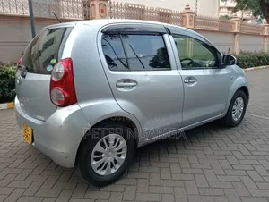 Toyota Passo 2014 Gray