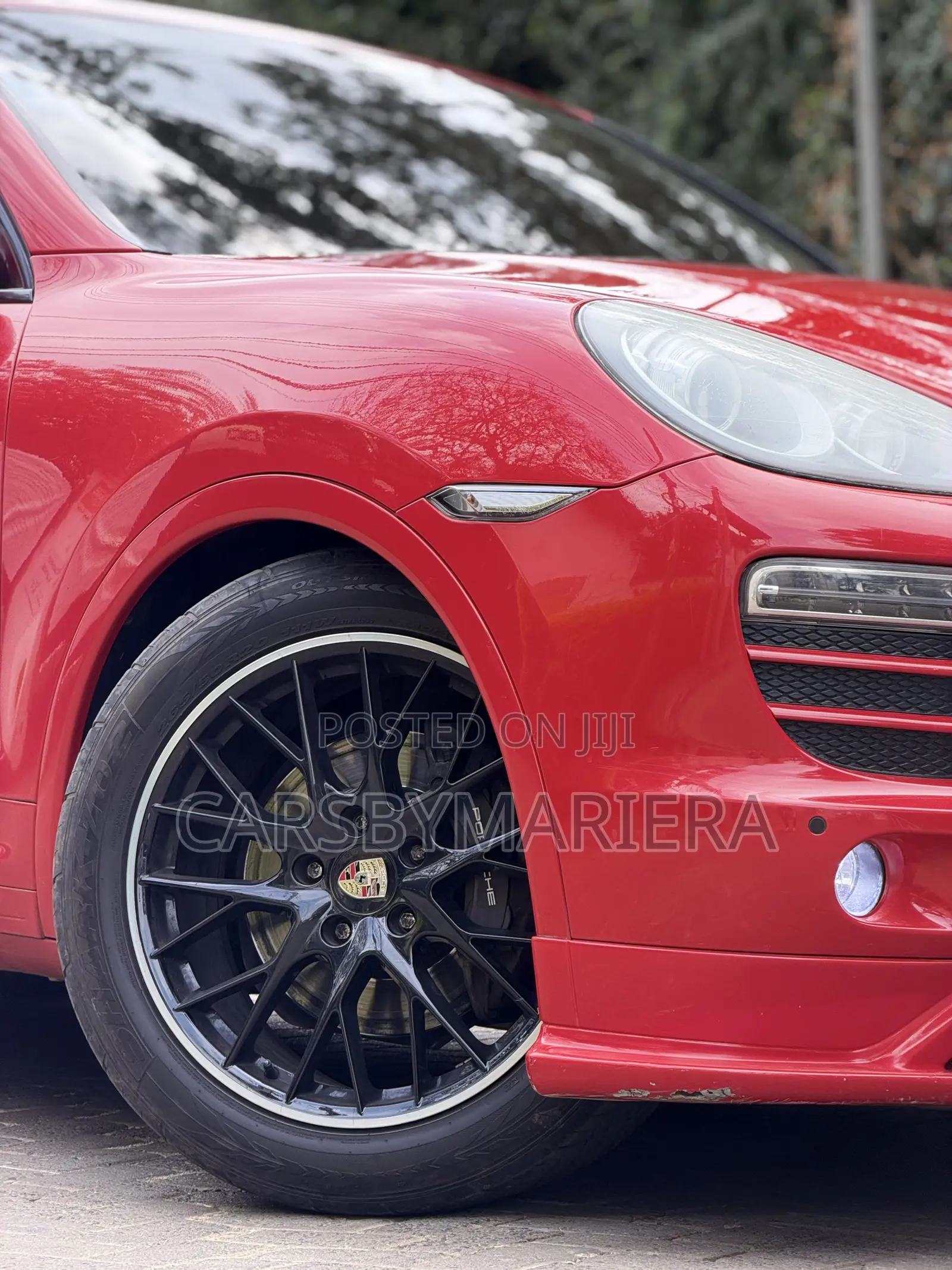 Porsche Cayenne 2011 Red