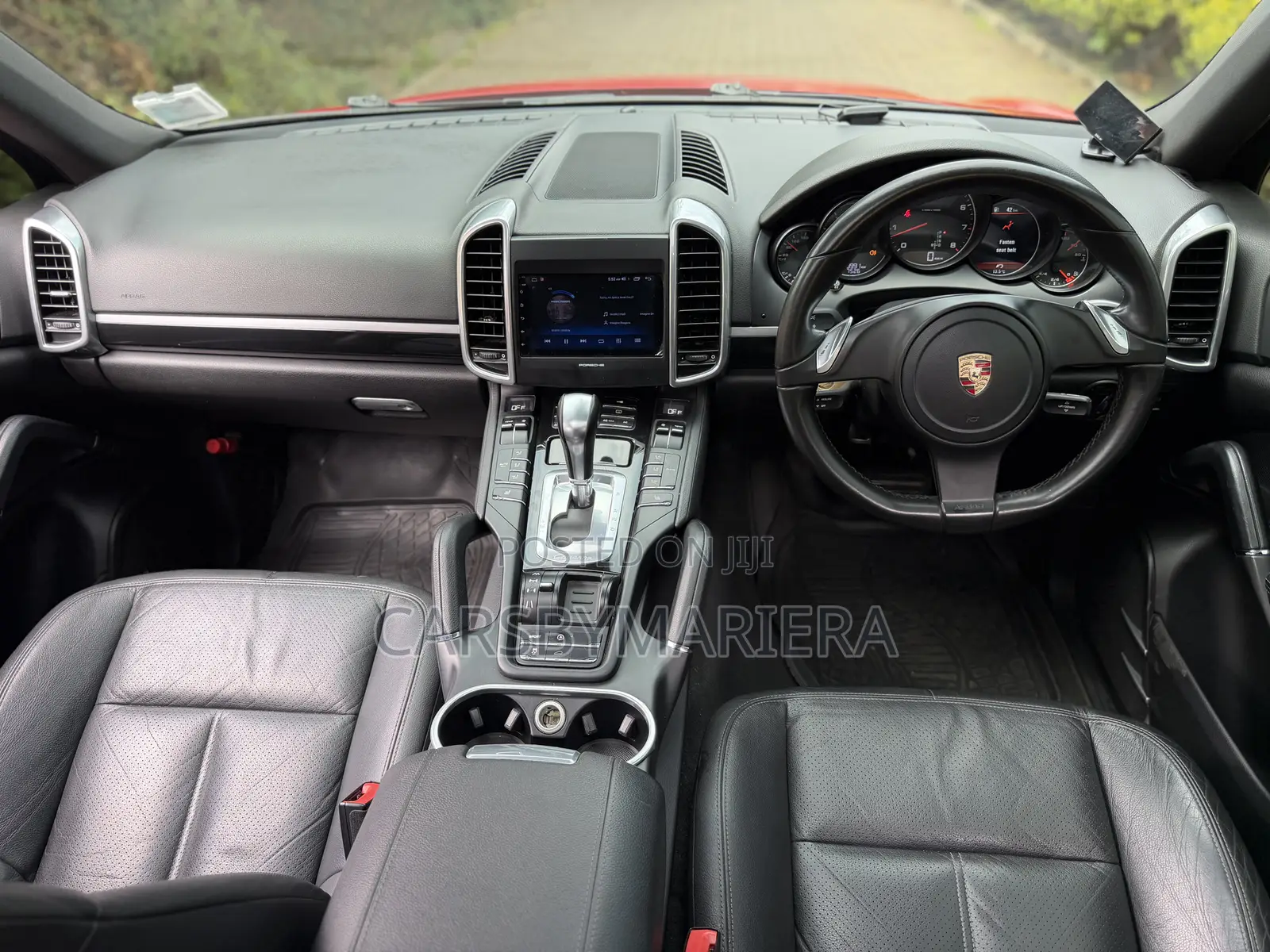 Porsche Cayenne 2011 Red