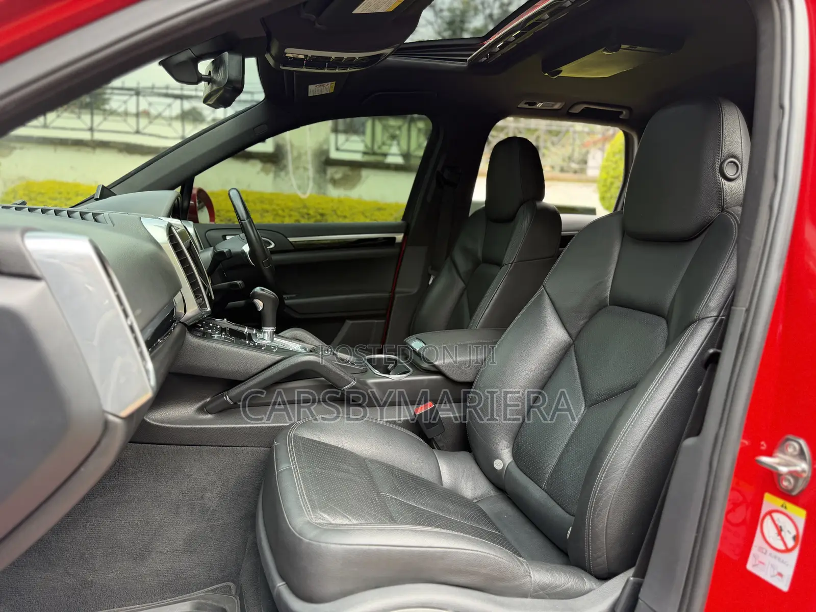 Porsche Cayenne 2011 Red