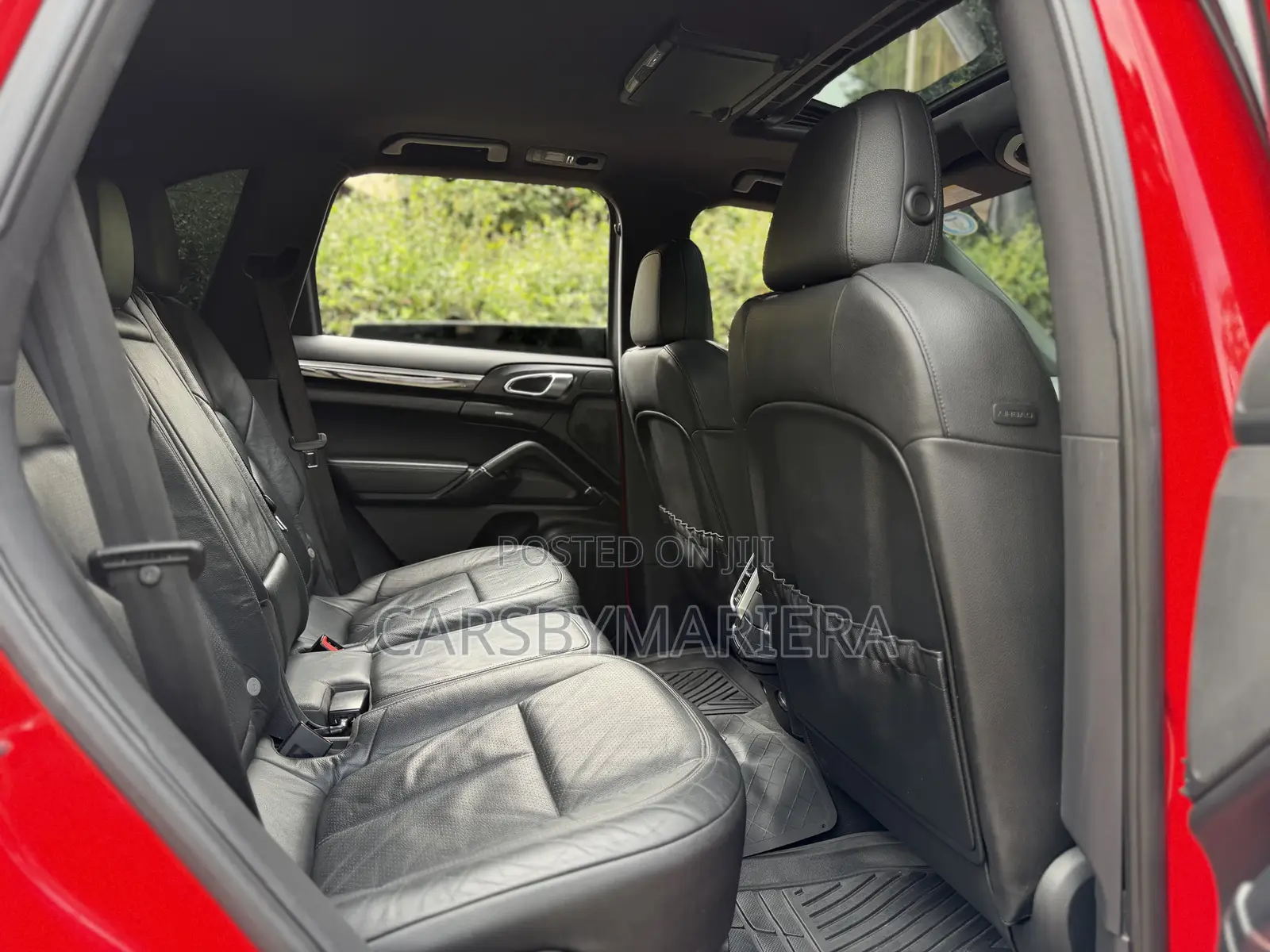 Porsche Cayenne 2011 Red
