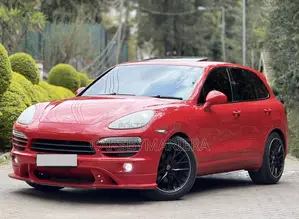 Porsche Cayenne 2011 Red