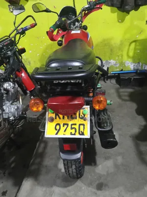 Bajaj Boxer 125 2025 Red
