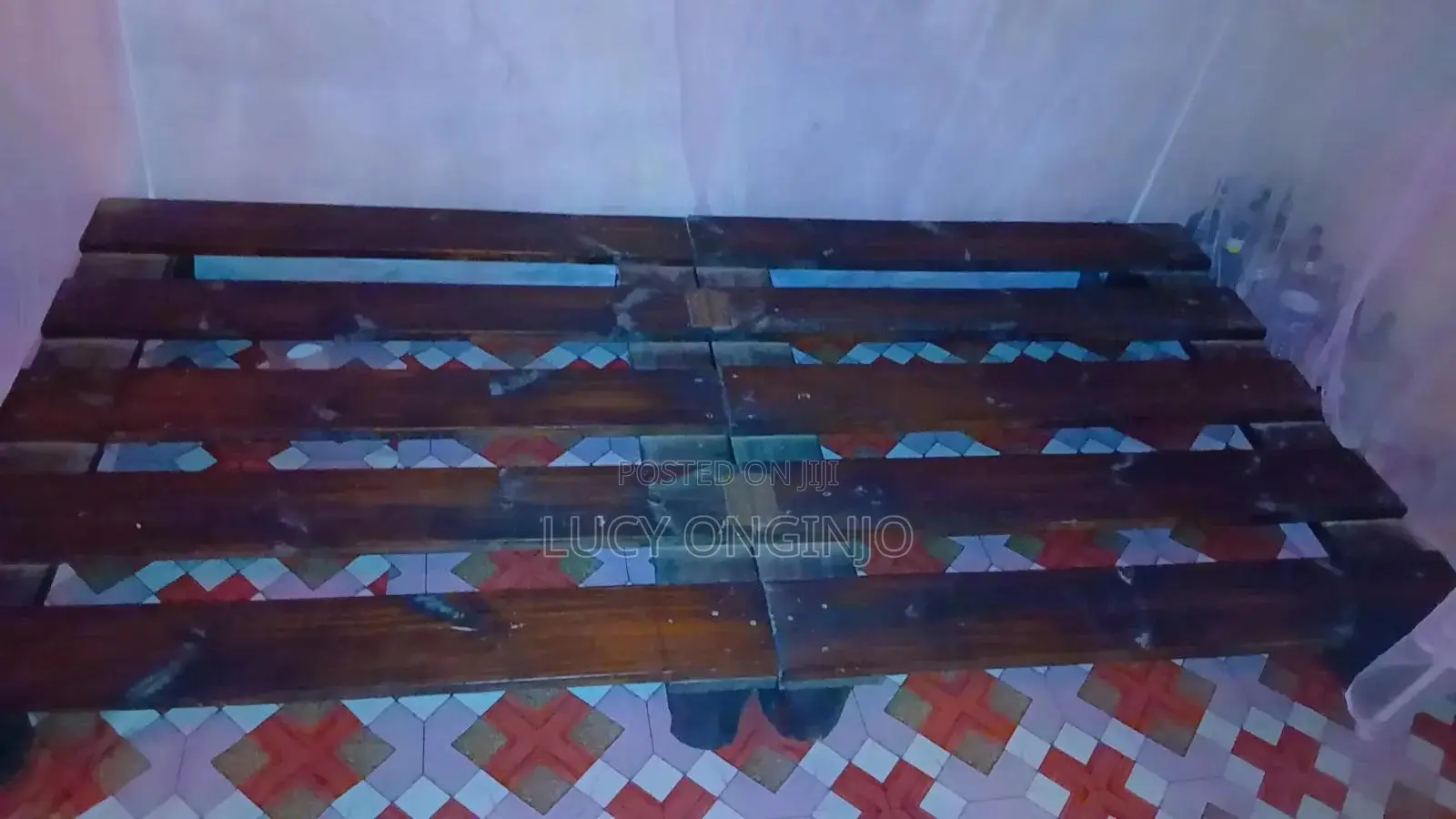 Foldable Pallet Bed