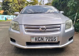 Toyota Axio 2010 Silver