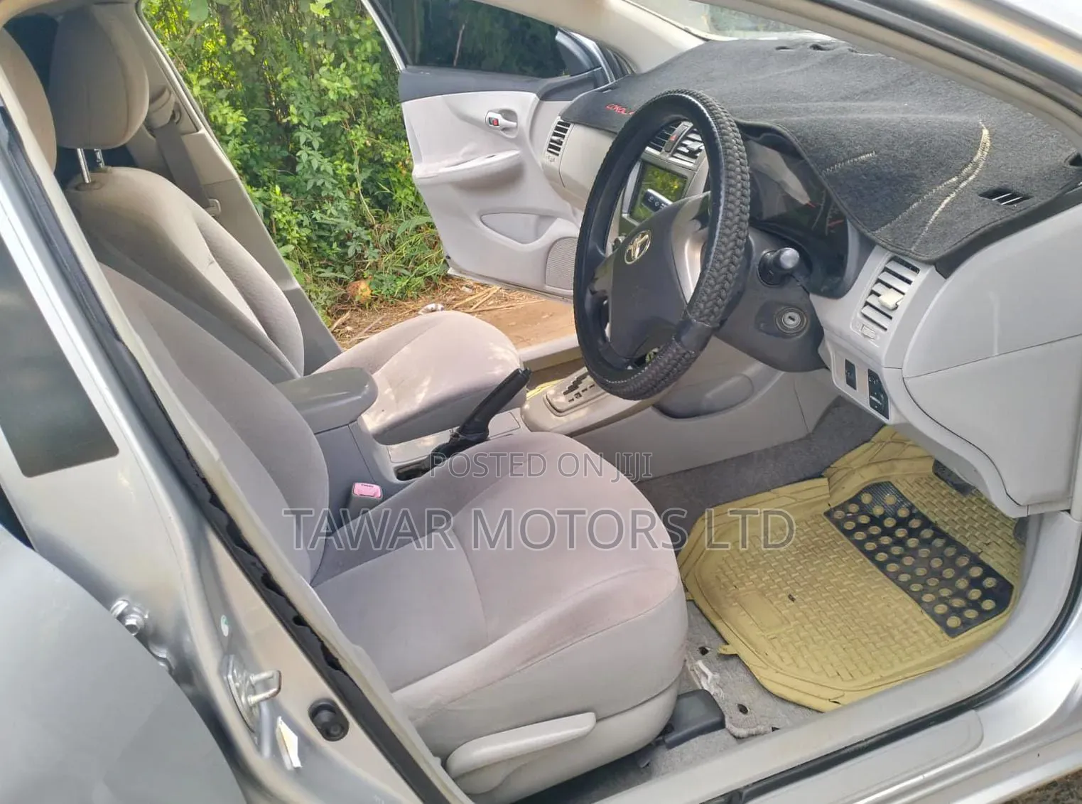 Toyota Axio 2010 Silver