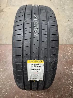 255 /50 R19 DUNLOP TIRES (Japan)