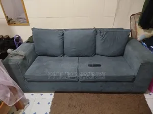 Three Seater Sofa Set Quick Sale
