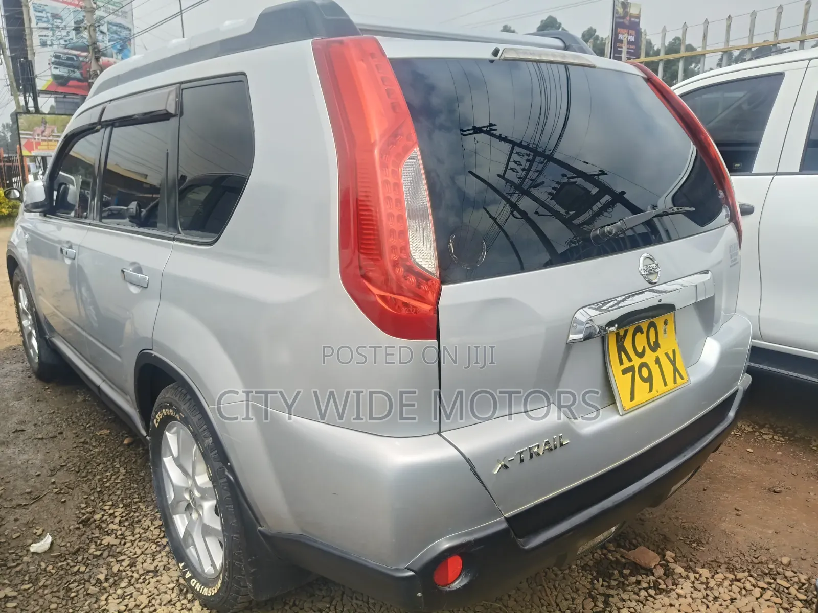 Nissan X-Trail 2011 Silver