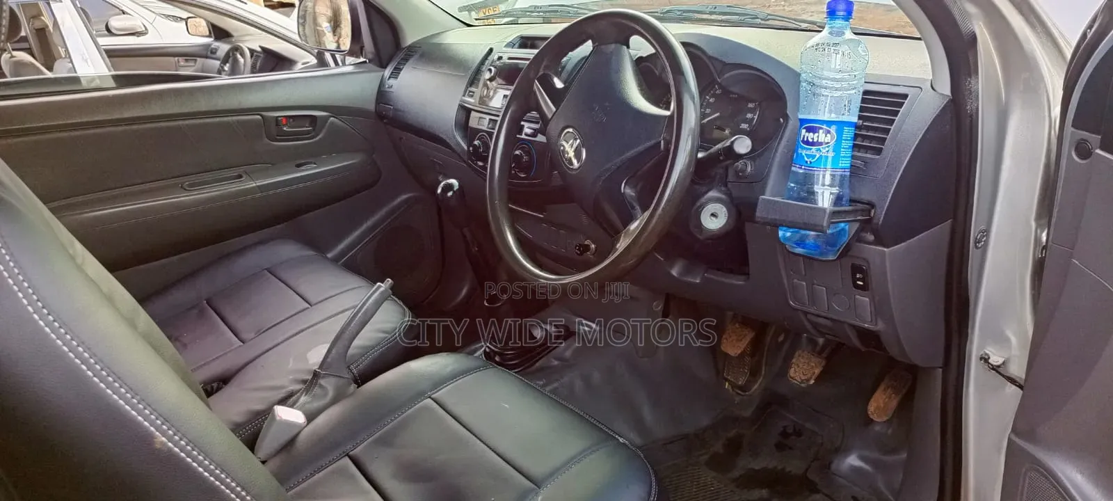 Toyota Hilux 2014 Silver