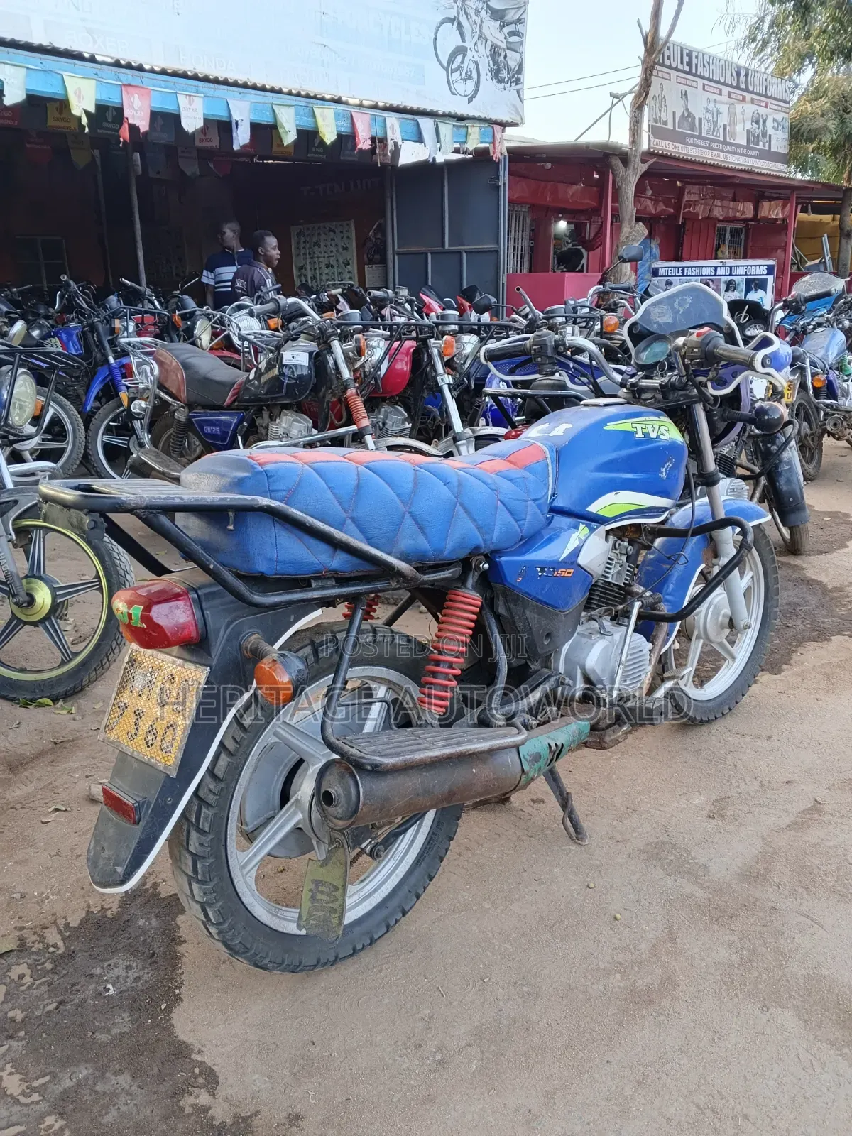 TVS HLX Plus ES 2021 Blue