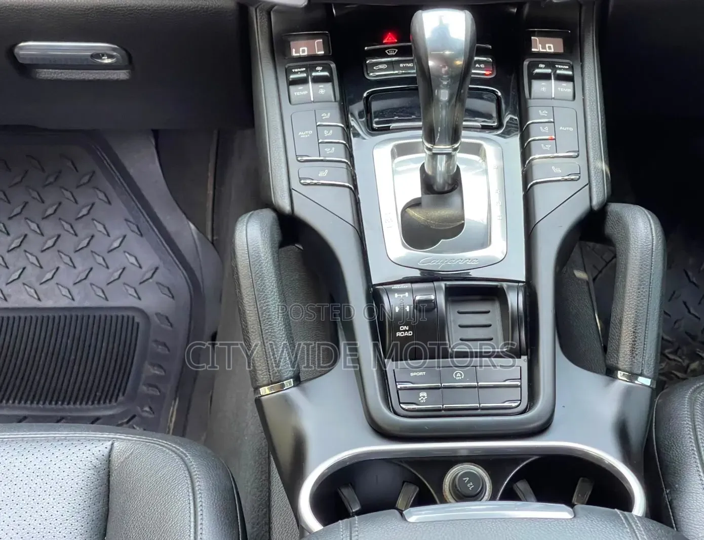 Porsche Cayenne 2015 White