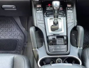 Porsche Cayenne 2015 White