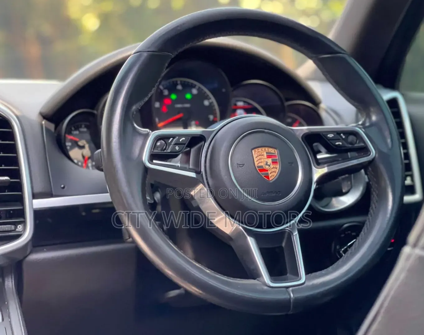Porsche Cayenne 2015 White