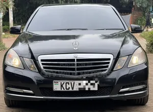 Mercedes-Benz E250 2012 Black