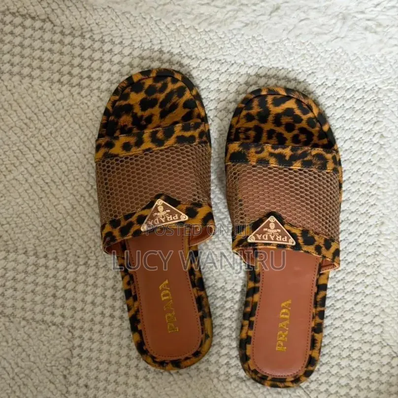 Ladies Prada Slides