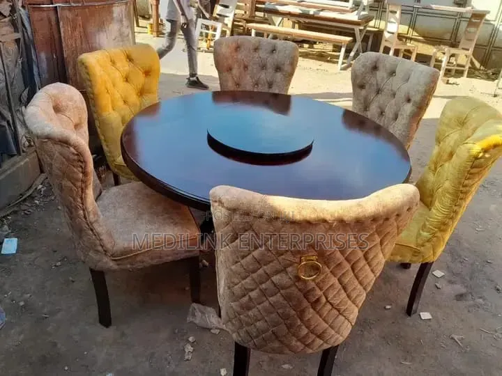 Bon Design Round 6-Srater Dinning Table Set
