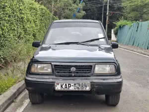 Suzuki Vitara 1996 Gray