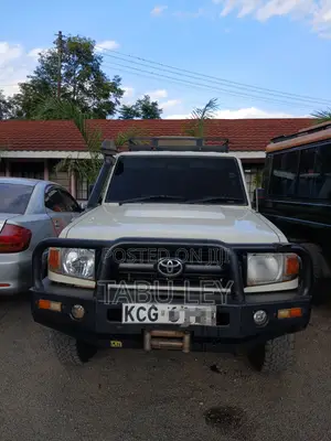 Toyota Land Cruiser 76 Series 2015 White