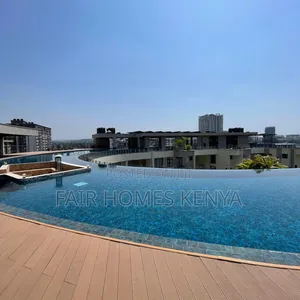 4bdrm Duplex in Riverside Drive for rent
