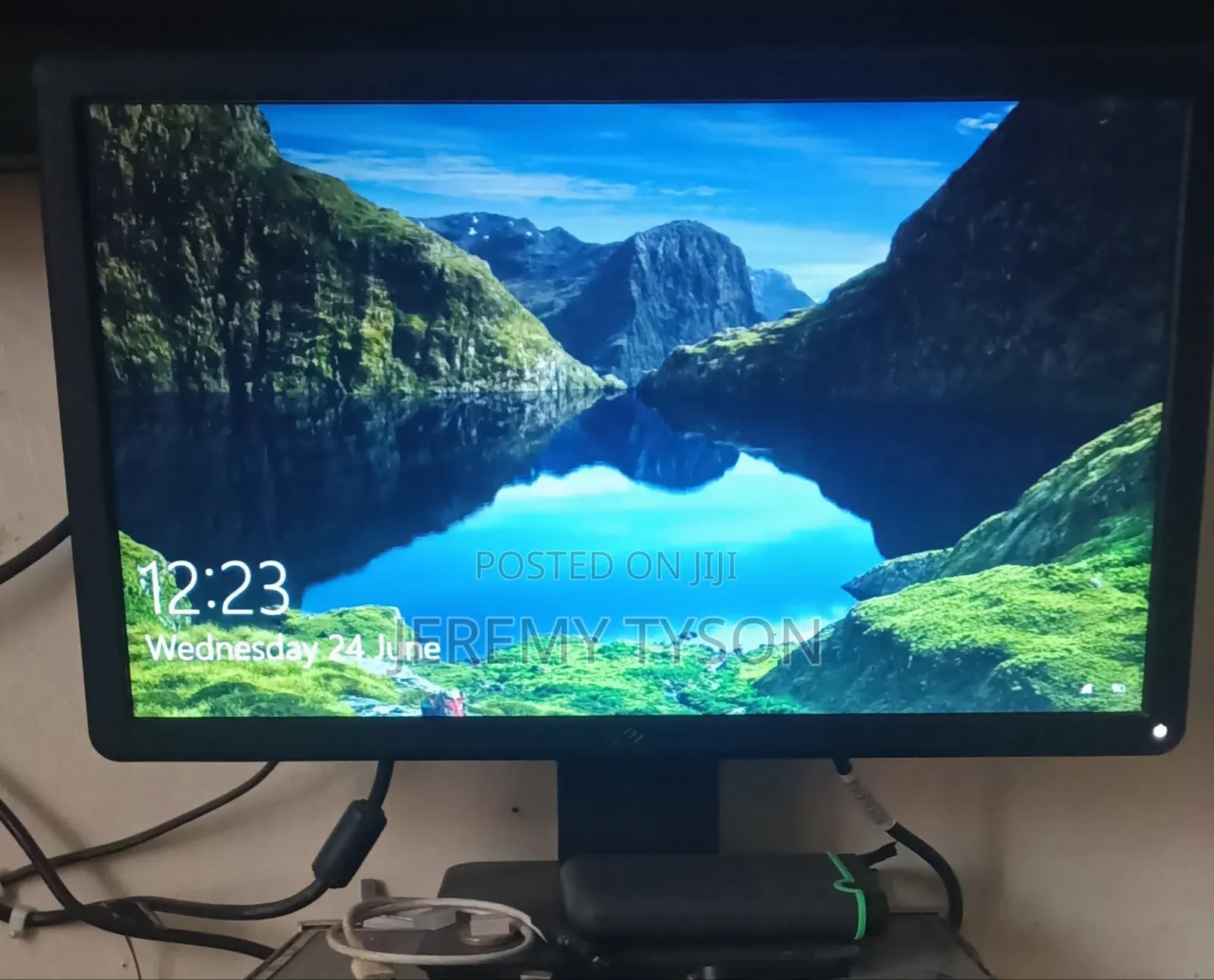 19" Dell Monitor