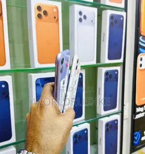 New Apple iPhone 11 128 GB White