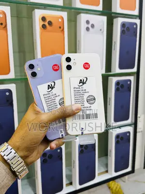 New Apple iPhone 11 128 GB White