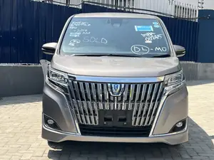 Toyota Esquire 2019 Gold