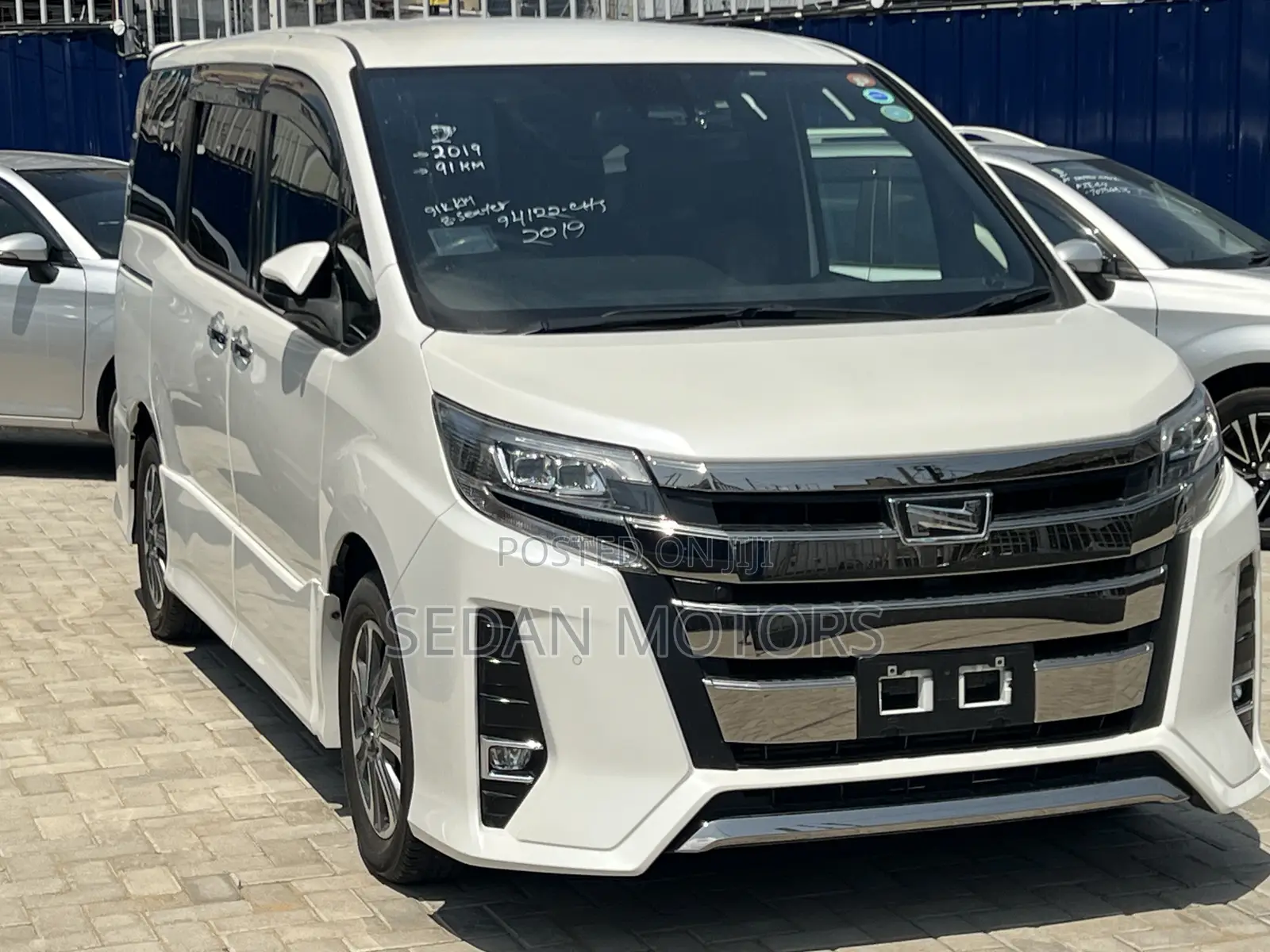 Toyota Noah 2019 Ivory