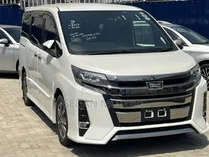 Toyota Noah 2019 Ivory