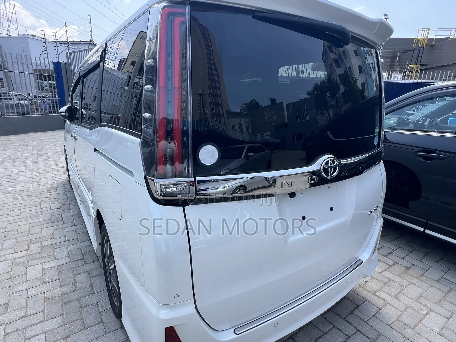 Toyota Noah 2019 Ivory