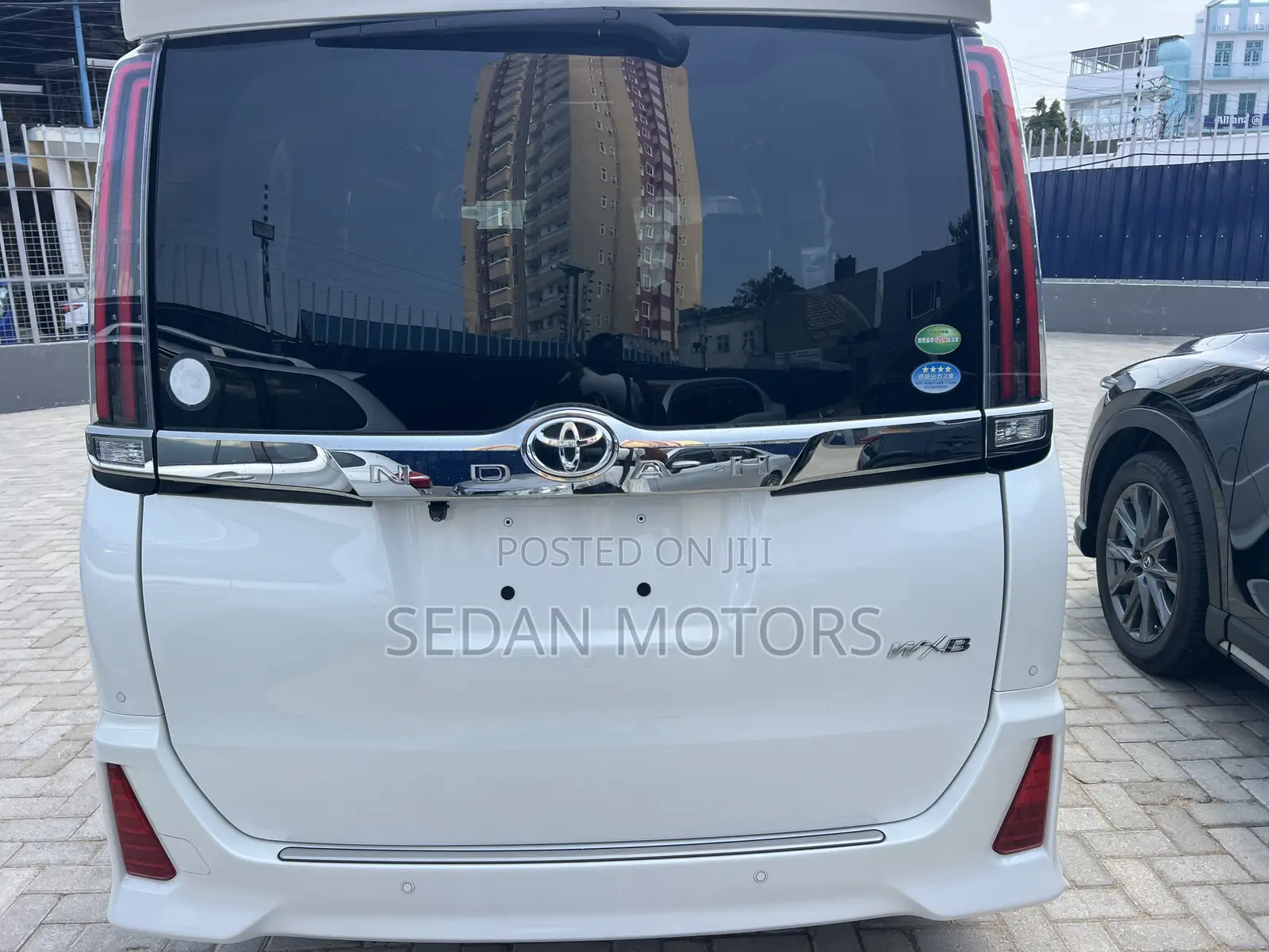 Toyota Noah 2019 Ivory