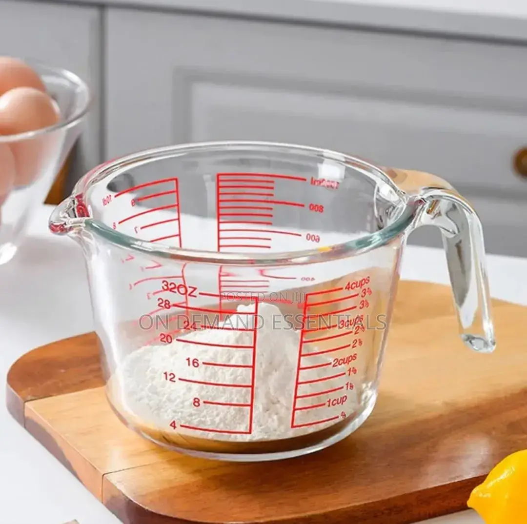 Borosilicate Glass Measuring Cup