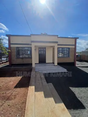 3bdrm Bungalow in Olarro Lane, Kibiku for sale