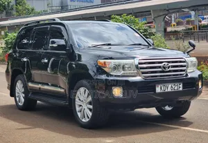 Toyota Land Cruiser 2012