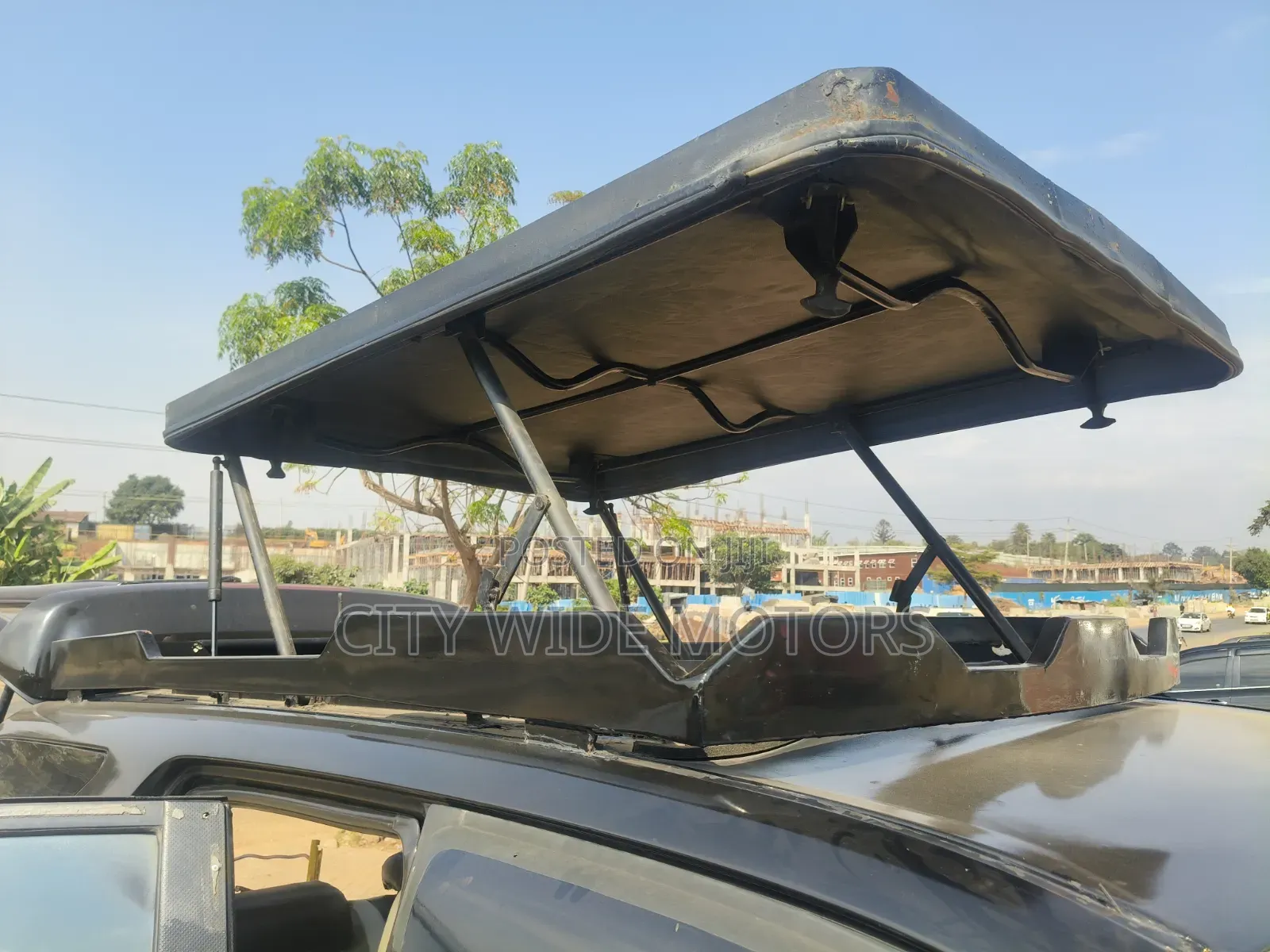 Toyota Hilux Surf 2004 Black