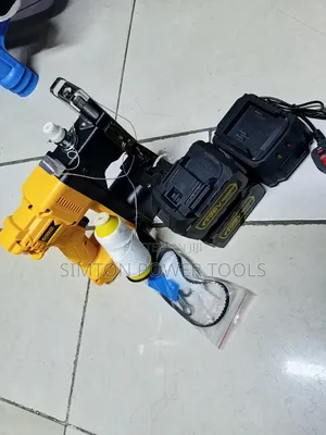 DeWalt Cordless Bag Closer