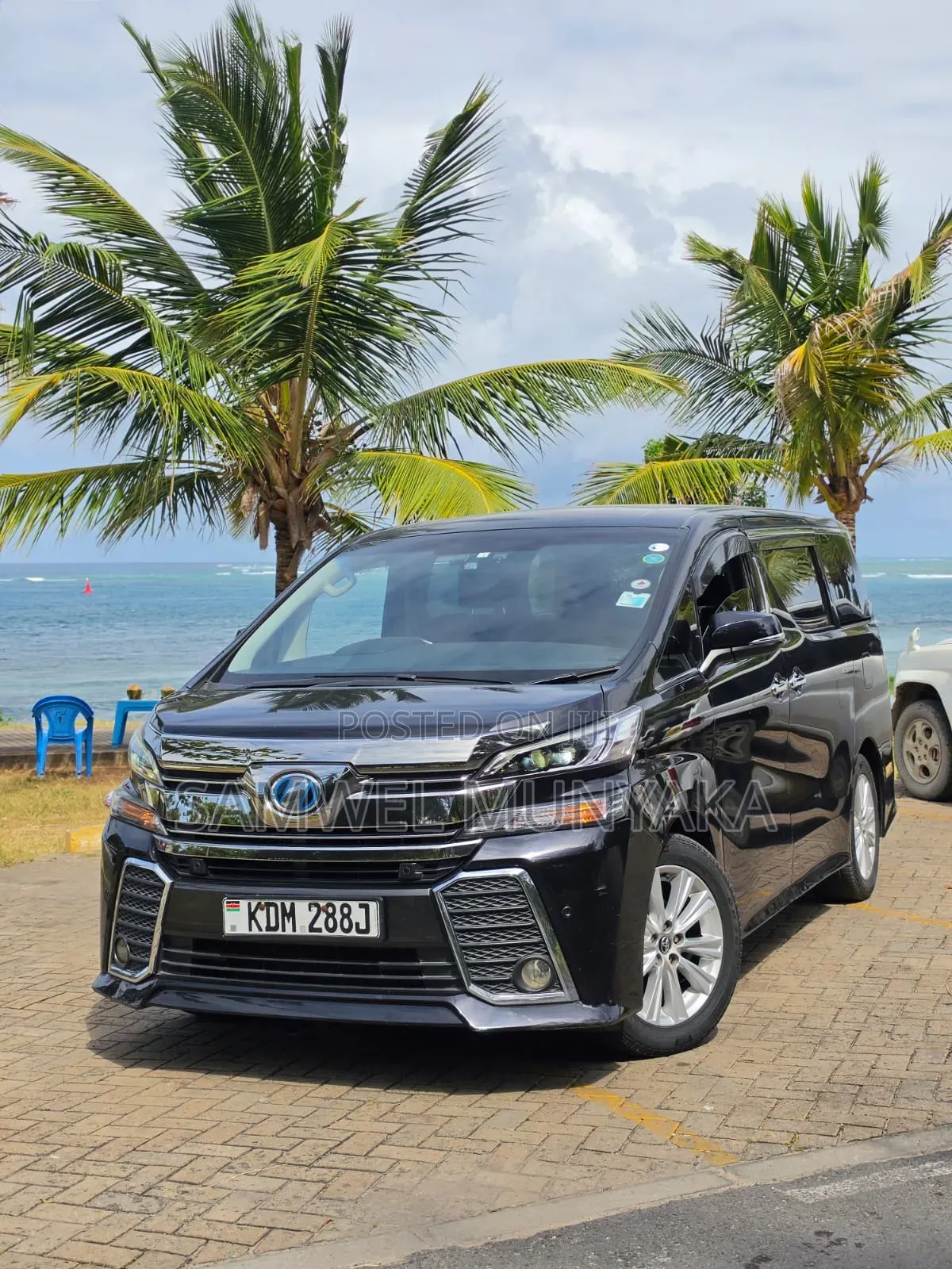 Toyota Vellfire 2017 Black