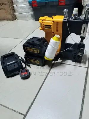 Portable Cordless Bag Closer Machine DeWalt