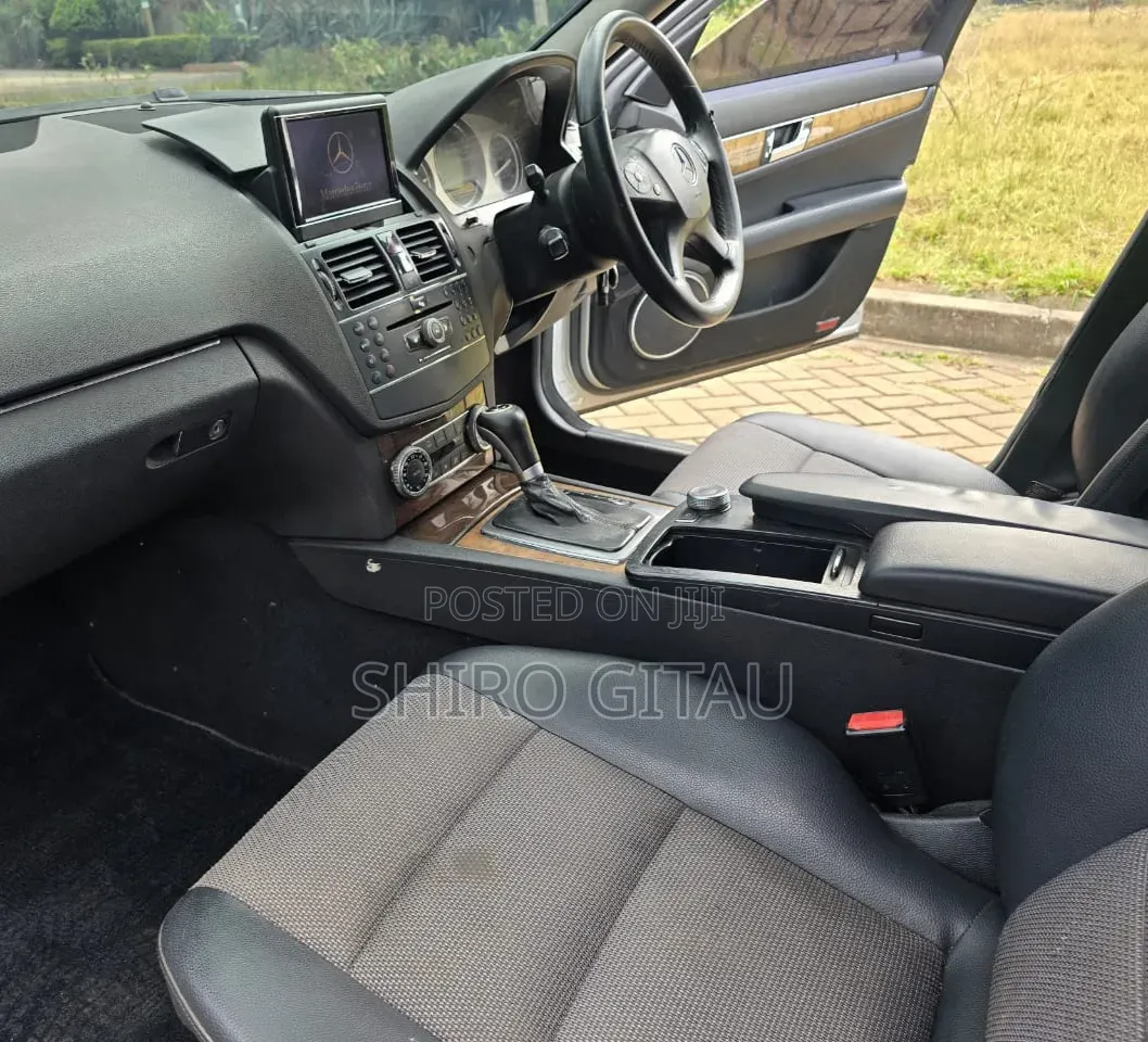 Mercedes-Benz C200 2008 Silver