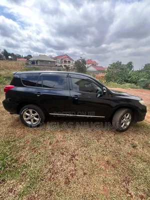 Toyota Vanguard 2012 Black