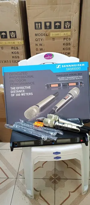 Sennheiser SKM9000 Professional Dual-Channel UHF Wireless Vocal Set