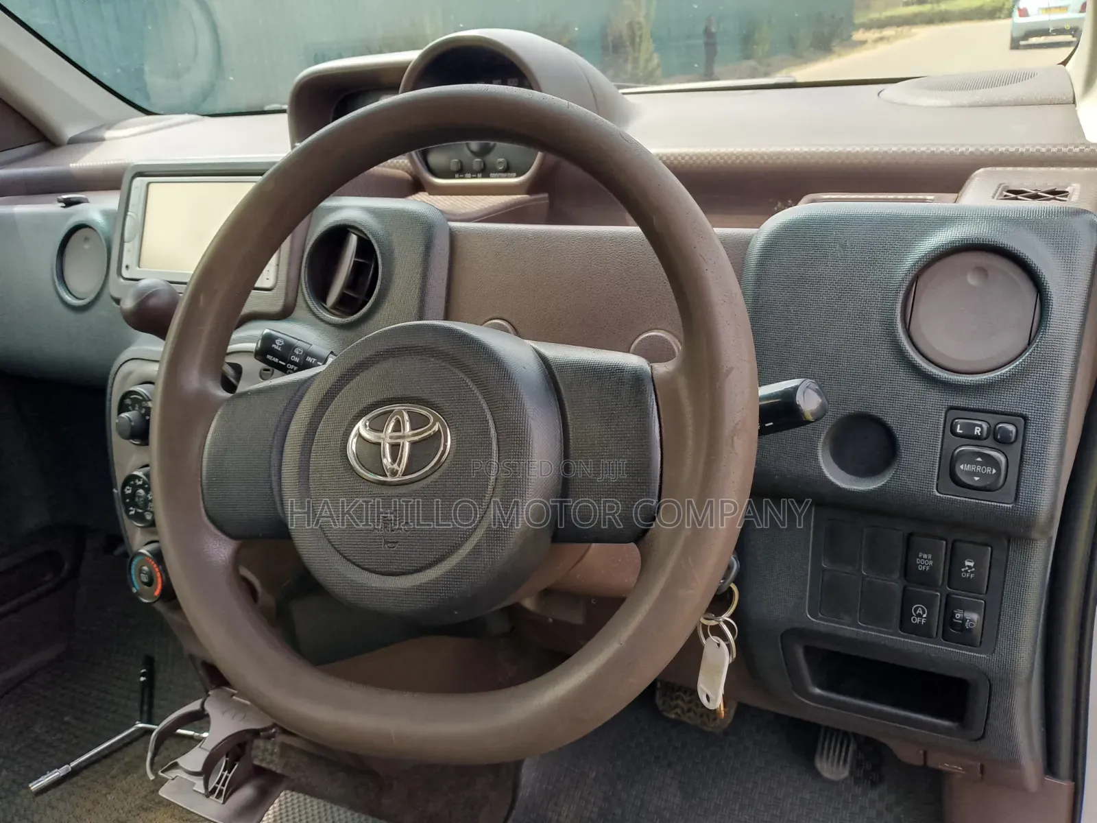 Toyota Porte 2015 Silver