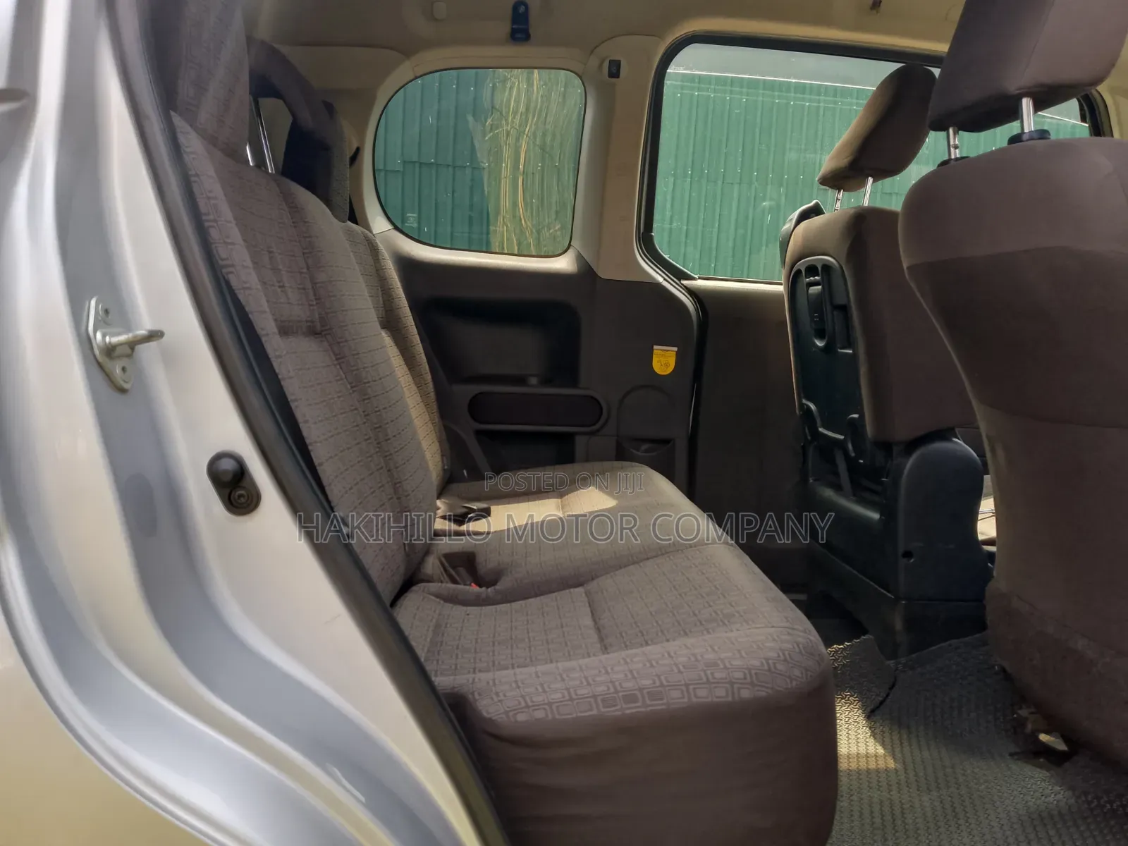 Toyota Porte 2015 Silver