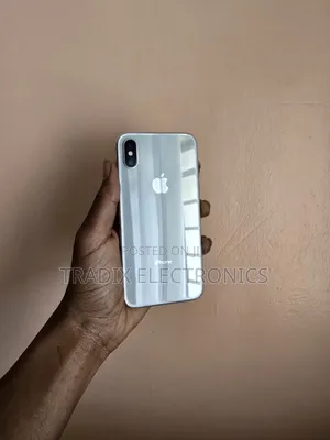 Apple iPhone X 64 GB Silver