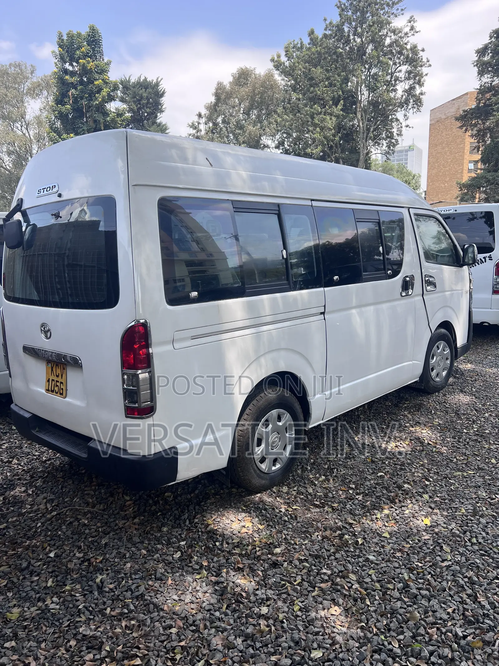 Toyota HiAce 2013 White